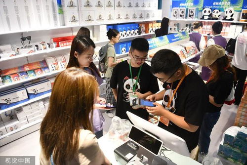 成都大運(yùn)風(fēng)潮涌動，特許商品店點(diǎn)燃消費(fèi)熱情——文具用品成零售亮點(diǎn)
